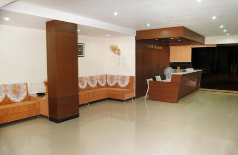 Balaji Grand Hotel Kākināda Eksteriør billede